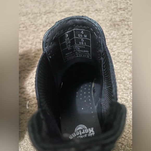 Dr Martens boots - Picture 3 of 3